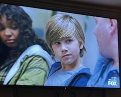 911 Lone Star - Linus