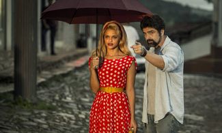 Carlos Manga Jr. and Thainá Duarte