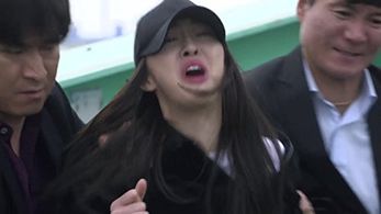 Kim Dasom in Band of Sisters (2017)