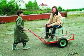 Heikki Hela and Miikka Enbuske in Handcuff King (2002)