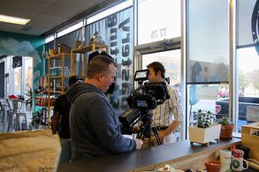 Behind the Scenes Her Look (2020)