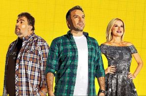 Dimitris Starovas, Grigoris Arnaoutoglou, and Maria Bekatorou in Ta Kardasians (2013)