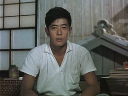 Hiroshi Kawaguchi in Floating Weeds (1959)