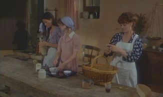 Fanny Bastien, Anne Fontaine, and Catherine Rouvel in Tender Cousins (1980)