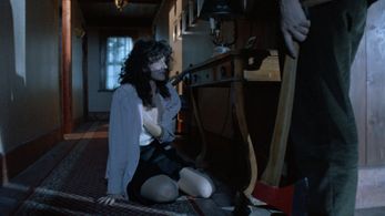 Madolyn Smith Osborne in The Caller (1987)