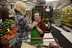 Brooke Burns and David DeSanctis in Where Hope Grows (2014)