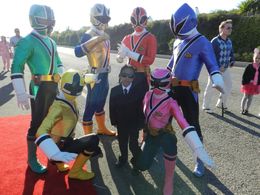 Ramone as Men in Black with Power Ranger.