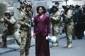 Aunjanue Ellis-Taylor and Benjamin Jones in Quantico (2015)
