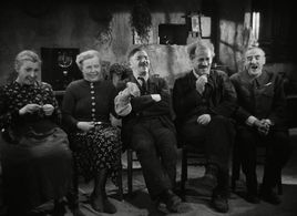 Arthur Devère, Guy Favières, René Génin, Marcelle Hainia, and Line Noro in It Happened at the Inn (1943)