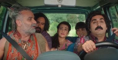 Mahir Ipek, Meltem Yilmazkaya, Onur Buldu, Onur Atilla, and Derya Karadas in My Step Dad: The Hippie (2018)