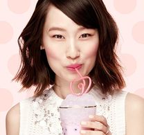 Ran Wei Benefit Cosmetics campaign.