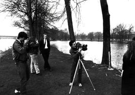 Albert Gabriel Nigrin on set shooting Terrain Vague