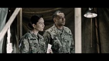 Still of Nicole Barre and M. Serrano in Jack Reacher: Never Go Back (2016)