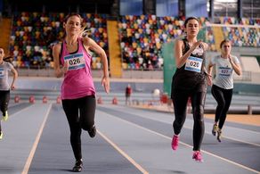 Hande Dogandemir and Nilay Deniz in Günesi Beklerken (2013)