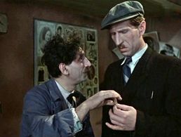 Aleksandr Benyaminov and Sergey Filippov in My s vami gde-to vstrechalis (1954)