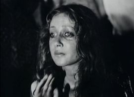 Eleonora Korisnaite in Zolotaya tsep (1988)