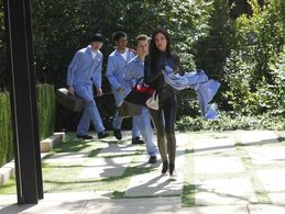 Bret Harrison, Odette Annable, Alphonso McAuley, and Trevor Moore in Breaking In (2011)