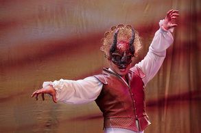 Vincent Rodriguez III in Crazy Ex-Girlfriend (2015)