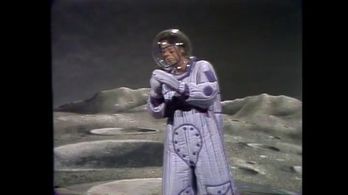 Dennis Allen in Rowan & Martin's Laugh-In (1967)