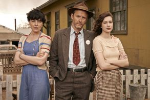 John Benjamin Hickey, Olivia Williams, and Alexia Fast in Manhattan (2014)