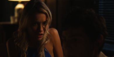 Deanna (Katrina Bowden),Mike (Cameron Fife)