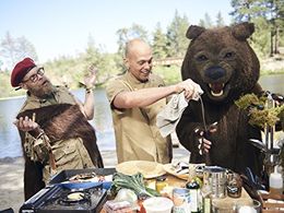 Alton Brown in Cutthroat Kitchen (2013)