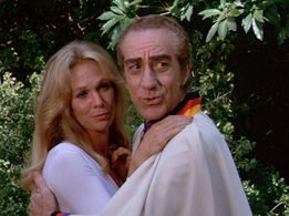 Marianne Bunch and Richard Devon in Quark (1977)