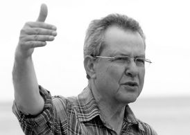 Merzak Allouache in The Rooftops (2013)