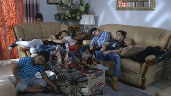 Kiray Celis, Rubi Rubi, Buboy Villar, Mark Neumann, Ryle Paolo Santiago, Taki Saito, and Shaun Salvador in #ParangNormal