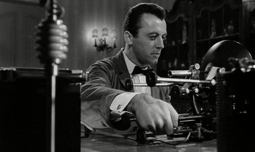 Eddi Arent in Die seltsame Gräfin (1961)