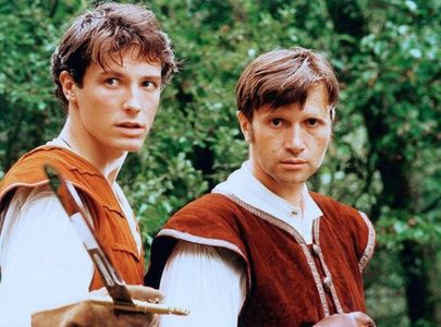 Jan Hrusínský and Max Urlacher in Queen of the Lake (1998)