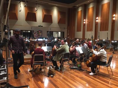 Tracking strings 