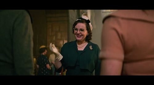 Jane Craven as Miriam in The Age of Adaline.