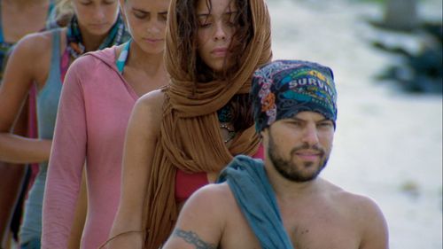 Leif Manson, Chelsea Meissner, and Kat Edorsson in Survivor (2000)
