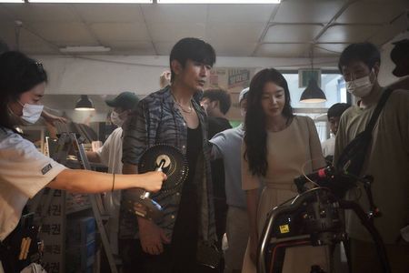 Cha In-pyo and Han Sun-hwa in Honey Sweet (2023)