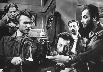 Mariusz Dmochowski, Bogumil Kobiela, Józef Kostecki, Józef Nowak, and Wojciech Siemion in Eroica (1958)