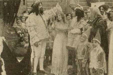 Elsie Albert, Baby Early Gorman, Mildred Manning, Matty Roubert, Brinsley Shaw, and Glen White in Snow White (1913)