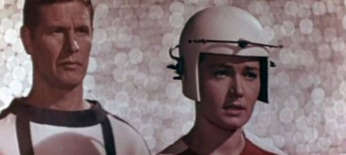 Lyudmila Chursina and Gennadiy Yukhtin in Andromeda Nebula (1967)