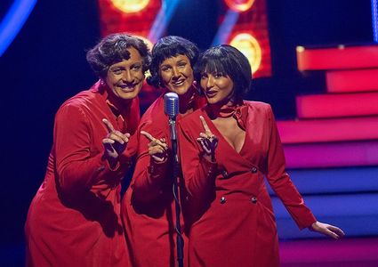 Petr Vondrácek, Anna Fialová, and Linda Finková in Tvoje tvár má známý hlas (2016)