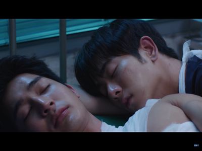 Sahaphap Wongratch and Pirapat Watthanasetsiri in 1000Stars (2021)