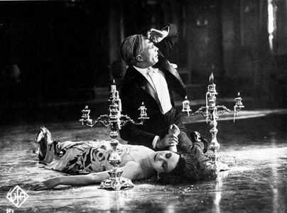 Lil Dagover and Conrad Veidt in Two Brothers (1926)