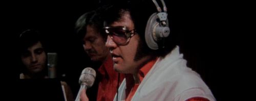 Elvis Presley and J.D. Sumner in Elvis on Tour (1972)