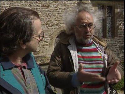 Mick Aston in Time Team (1994)