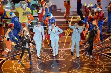 Jorma Taccone, Andy Samberg, Akiva Schaffer, Sara Quin, Tegan Quin, and The Lonely Island at an event for The Oscars (20