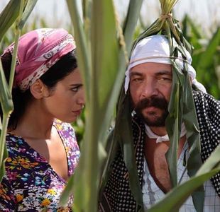 Oktay Kaynarca and Ekin Türkmen in Adanali (2008)