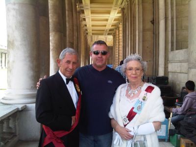 God save the Queen!
