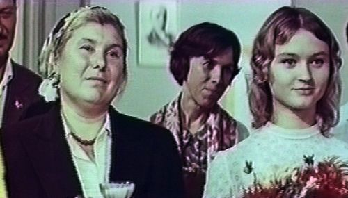 Valentina Vladimirova and Yekaterina Brondukova in Zdes nam zhit (1972)