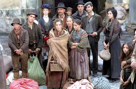 Charlotte Gainsbourg, Vincenzo Amato, Aurora Quattrocchi, Filippo Pucillo, Francesco Casisa, Federica De Cola, and Isabe