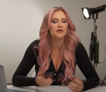 Nicole Arbour
