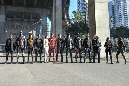 Rick Gonzalez, Chyler Leigh, Wentworth Miller, Dominic Purcell, David Ramsey, Brandon Routh, Nick Zano, Stephen Amell, C